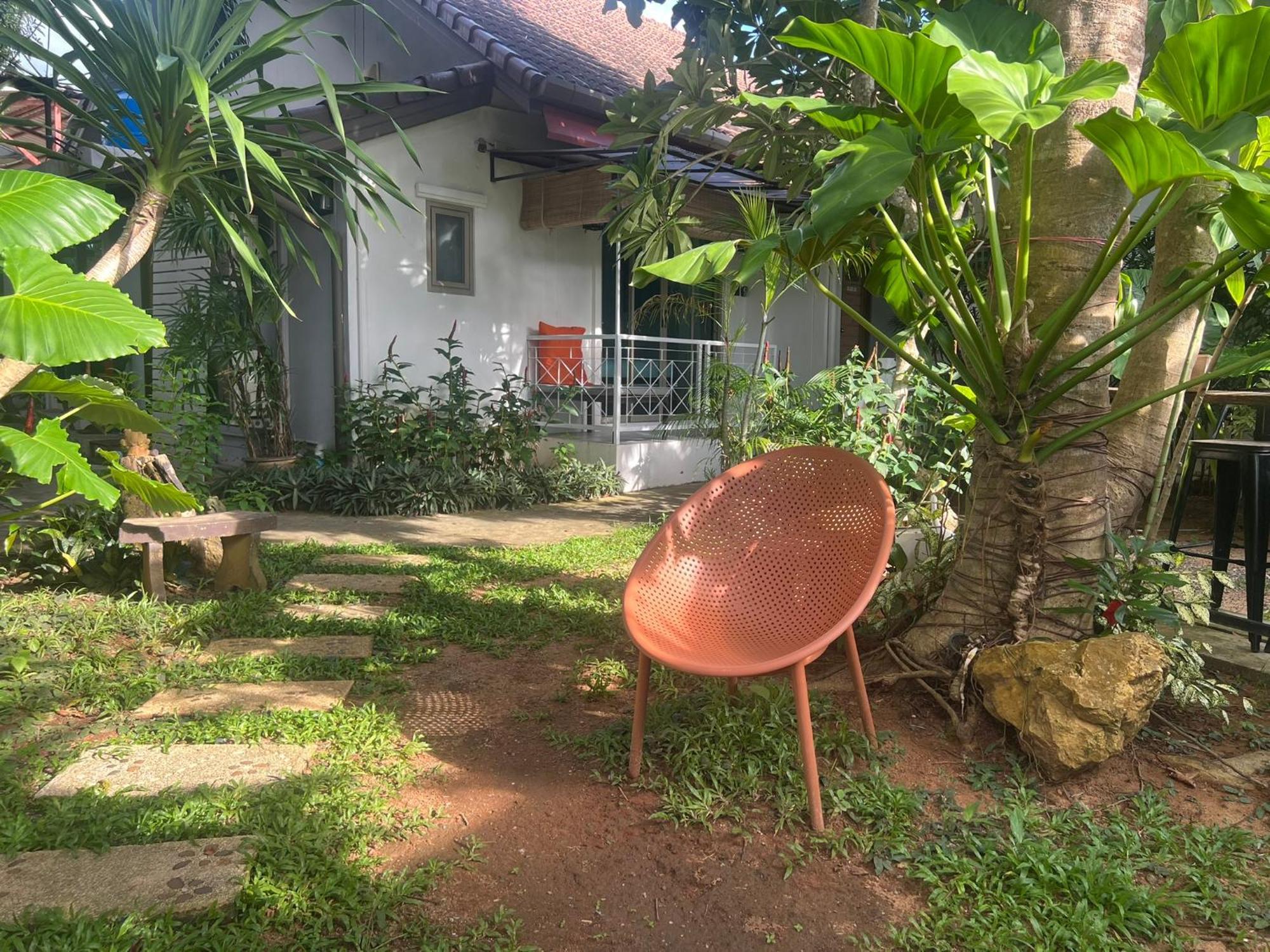 Sierra Hostel Nai Yang Exterior photo